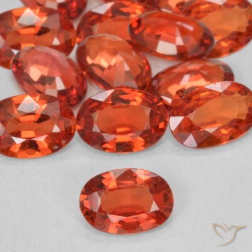 0.48ct Натуральный Интенсивный красный Сапфир, Овал, VVS-VS