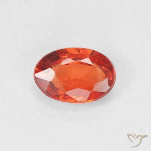 0.70ct Натуральный Красновато-оранжевый Сапфир, Овал, VVS-VS
