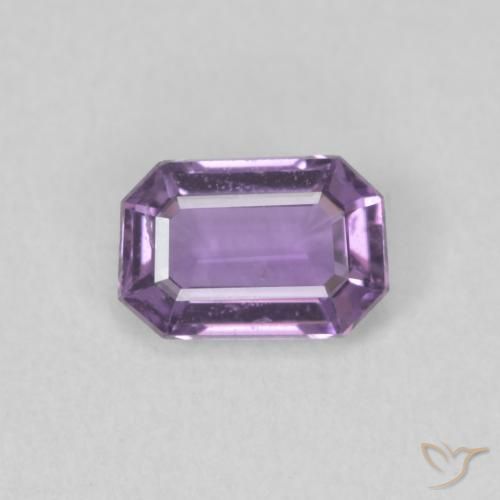 0.61ct Натуральный Светло-виноградный фиолетовый Сапфир, Изумрудная огранка, Чистота VS
