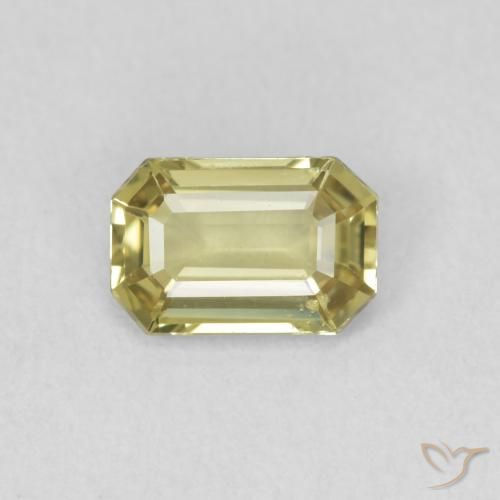 0.70ct Натуральный Палевый Сапфир, Изумрудная огранка, Чистота VVS