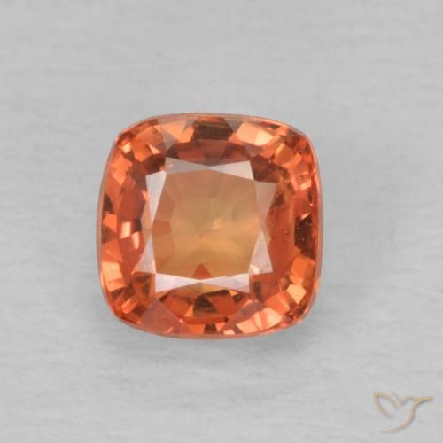 0.74ct Натуральный Оранжево-Красный Сапфир, Подушка, Чистота VVS