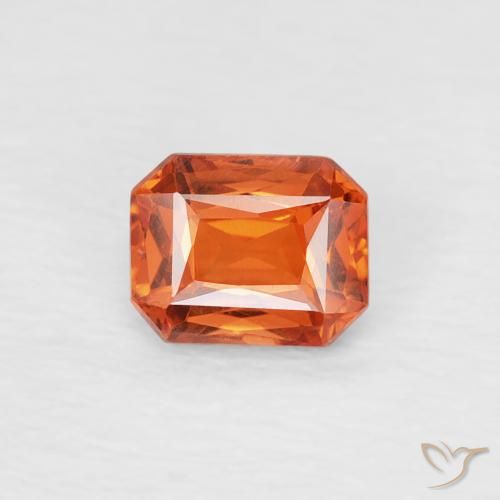 0.51ct Натуральный Огонь Оранжевый Сапфир, Изумрудная огранка, Чистота VVS