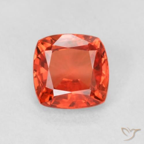 0.62ct Натуральный Средний красный Сапфир, Подушка, VVS-VS
