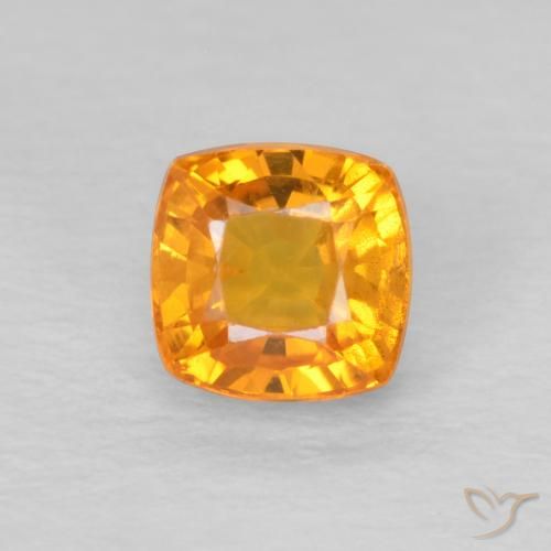 0.66ct Натуральный Ярко-оранжевый Сапфир, Подушка, Чистота VS