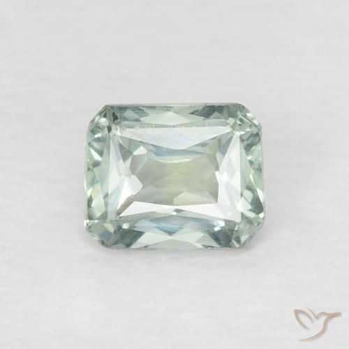 0.60ct Натуральный Бледно-зеленый Сапфир, Изумрудная огранка, VVS-VS