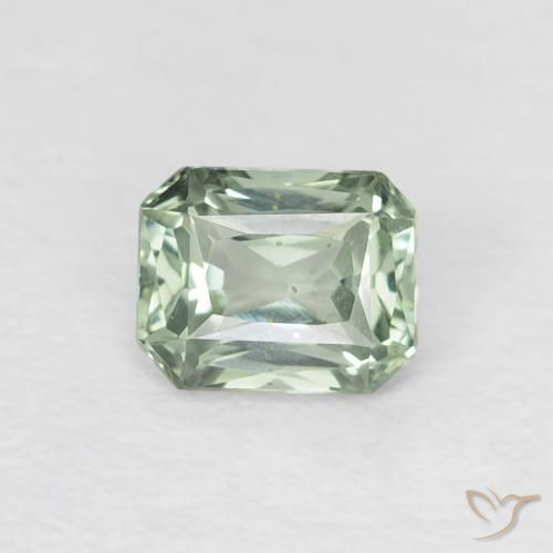 0.53ct Натуральный Травянисто-зелёный Сапфир, Изумрудная огранка, Чистота VVS