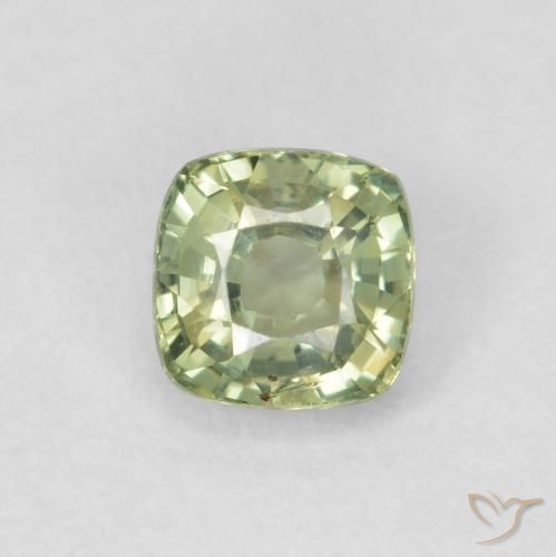 0.57ct Натуральный Очень светло-зеленый Сапфир, Подушка, Чистота VS