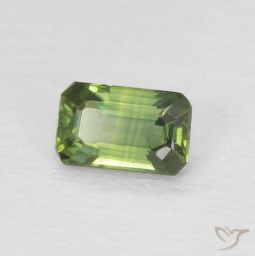 0.46 карата, натуральный Medium Light Green Сапфир, Октагон / Изумрудная Огранка, Чистота VS
