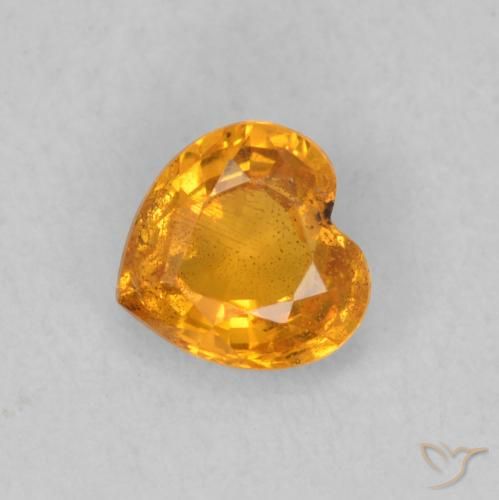 0.47ct Натуральный Медово-оранжевый Сапфир, Сердце, Чистота VS