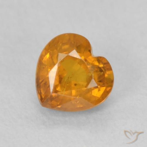 0.54ct Натуральный Глубокий оранжево-золотой Сапфир, Сердце, Чистота VS