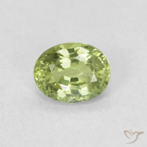 0.44ct Натуральный Светло-живой зеленый Сапфир, Овал, VVS-VS