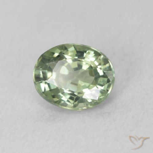 0.54 карата, натуральный Medium Light-Green Сапфир, Овал, Чистота VVS
