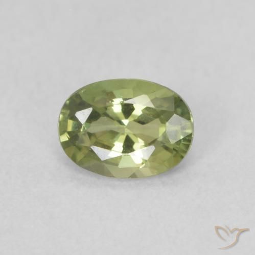 0.37ct Натуральный Оливковый Зеленый Сапфир, Овал, Чистота VVS