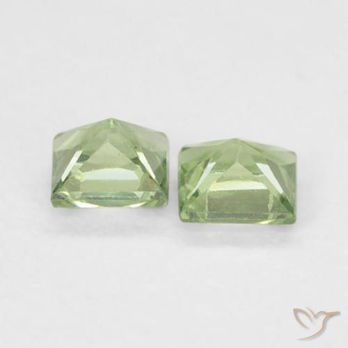0.40 карата, натуральный Medium Light Green Сапфир, Квадрат, Чистота VS