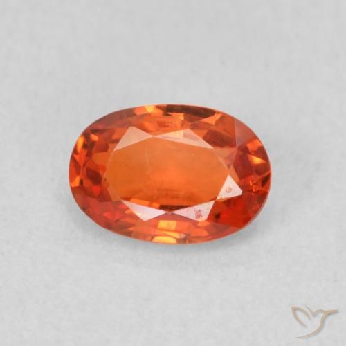 0.66ct Натуральный Красновато-оранжевый Сапфир, Овал, Чистота VS