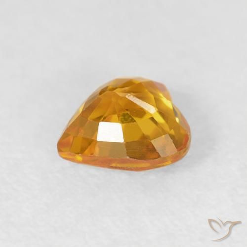 0.51 карата, натуральный Medium Light-Orange Сапфир, Сердце, VVS-VS