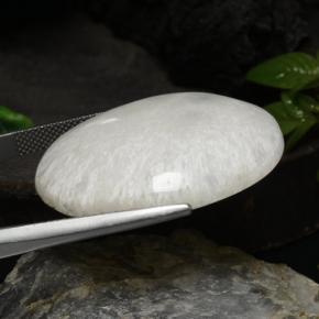 29.57 карата, натуральный Белый Сколецит, Огранка Овал, Непрозрачный
