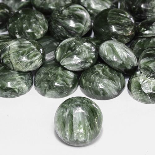 Натуральный зелёный серафинит 4,85 карата огранка круг, непрозрачный