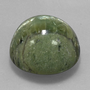 Натуральный зелёный серпентин 20,97 карата огранка круг, непрозрачный