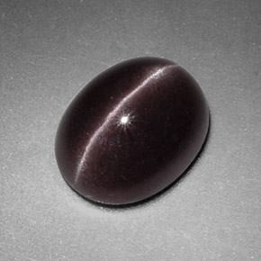 Натуральный коричневый sillimanite cat's eye 2,88 карата огранка овал, непрозрачный