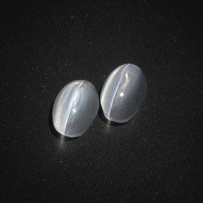 Натуральный дымчатый sillimanite cat's eye  карата огранка овал, полупрозрачный