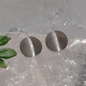 1.15 карата, натуральный Дымчатый Силлиманит Кошачий глаз, Огранка Овал, Полупрозрачный