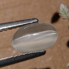 1.40 карата, натуральный Дымчатый Силлиманит Кошачий глаз, Огранка Овал, Полупрозрачный