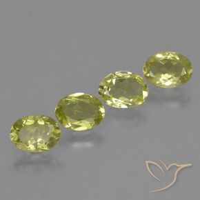 2.94 карата, натуральный Зелено-желтый Силлиманит, Овал, VVS-VS