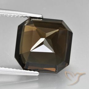 Натуральный коричневый дымчатый кварц 8,52 карата изумрудная огранка, чистота VVS