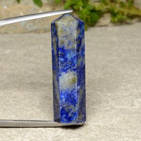 Натуральный фиолетово-синий содалит 26,34 карата необычная форма, непрозрачный