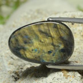 7.78 карата, натуральный Многоцветный Спектролит, Необычная форма, Непрозрачный