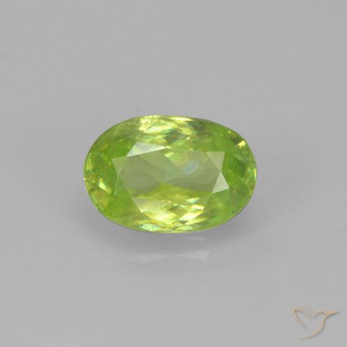 0.85ct Натуральный Светло-зеленый Сфен, Овал, Непрозрачный