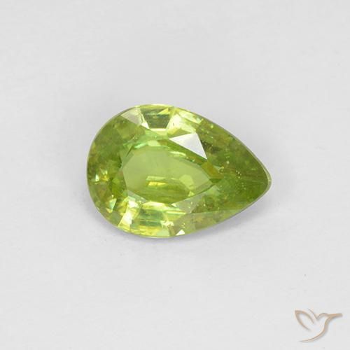 0.73ct Натуральный Ярко-зеленый Сфен, Форма груши, Чистота VS
