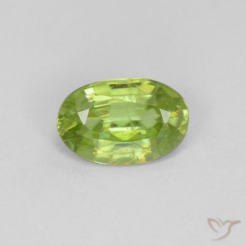 1.07ct Натуральный Ярко-зеленый Сфен, Овал, Чистота VS