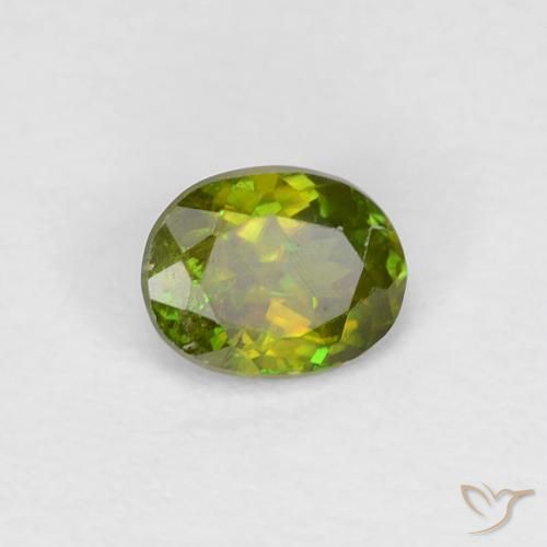 0.35 карата, натуральный Medium Dark-Green Сфен, Овал, Чистота VS