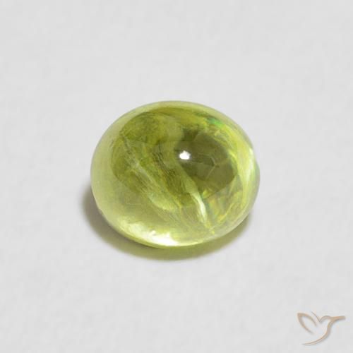 0.65ct Натуральный Светлый лесной зеленый Сфен, Овал, Прозрачный