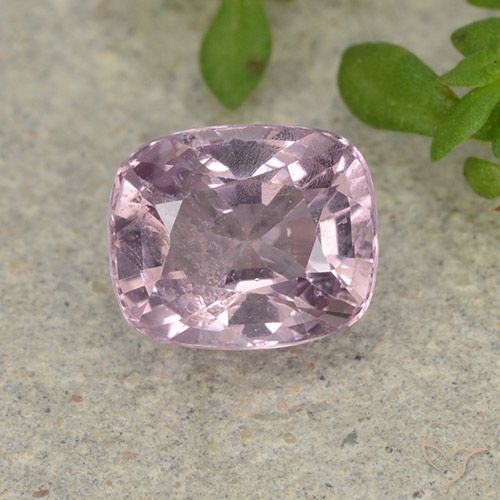 1.29ct Натуральный Очень светлый розовато-фиолетовый шпинель, Подушка, Чистота VS