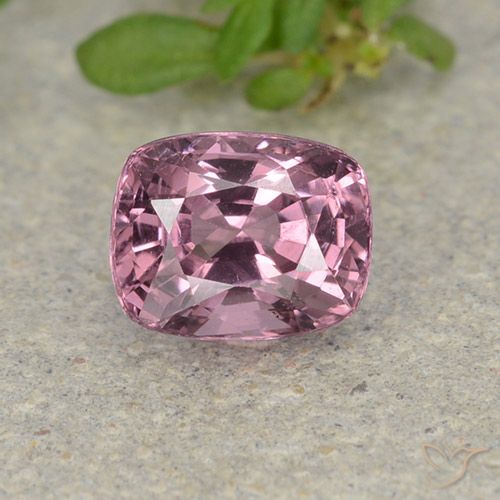 1.15ct Натуральный Глубокая лаванда шпинель, Подушка, VVS-VS