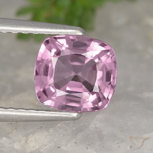 1.33ct Натуральный Красновато-пурпурный шпинель, Подушка, Чистота VVS