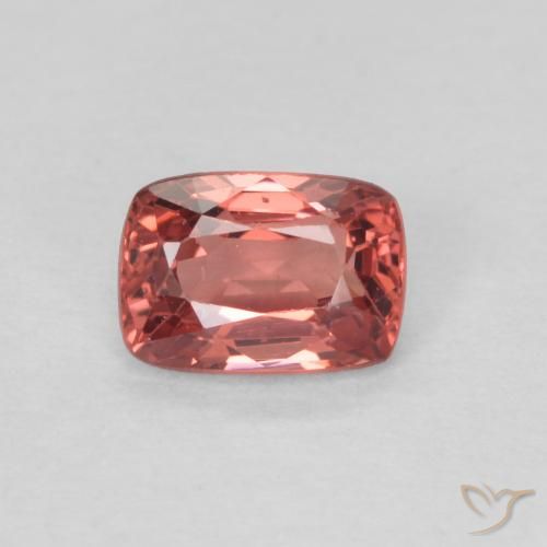 0.56ct Натуральный Красновато-розовый шпинель, Подушка, Чистота VS