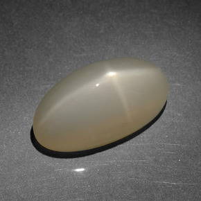 8.52 карата, натуральный Светло-теплый коричневый Звездчатый Лунный Камень, Огранка Овал, Полупрозрачный