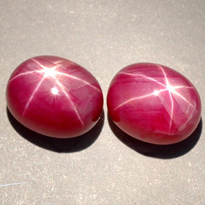  карата, натуральный Пурпурно-красный Звездчатый Рубин, Огранка Овал, Непрозрачный