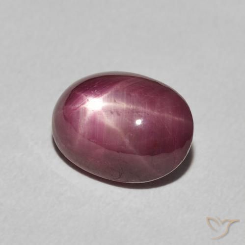 4.45 карата, натуральный Medium Light-Purple Звездчатый Рубин, Овал, Непрозрачный