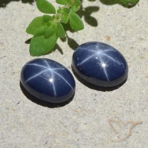 2.72 карата, натуральный Темно-синий Звездчатый сапфир, Огранка Овал, Непрозрачный