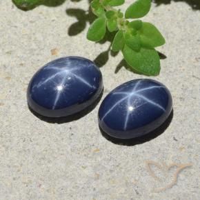 2.72 карата, натуральный Темно-синий Звездчатый сапфир, Огранка Овал, Непрозрачный