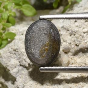 3.33 карата, натуральный Черный Звездчатый сапфир, Огранка Овал, Непрозрачный