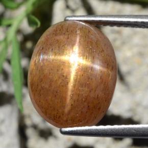 Натуральный Золотисто-коричневый Звездчатый Солнечный Камень 8,39 карата Огранка Овал, Непрозрачный