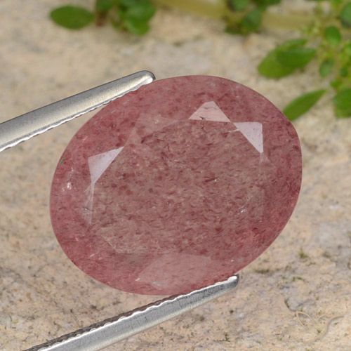 6.85ct Натуральный Средний розовый Клубничный кварц, Овал, Полупрозрачный