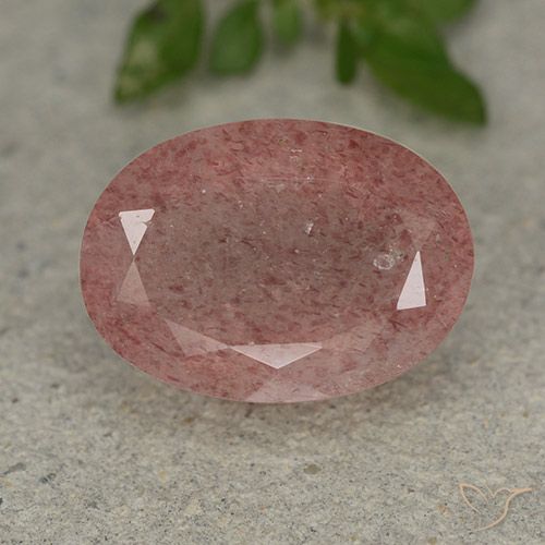 5.57ct Натуральный Оттенки розового Клубничный кварц, Овал, Полупрозрачный