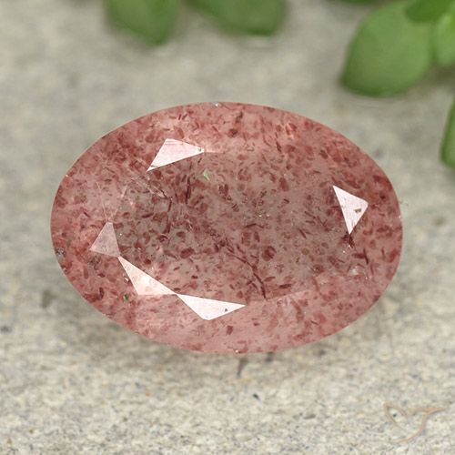 4.65ct Натуральный Средний розовый Клубничный кварц, Овал, Полупрозрачный